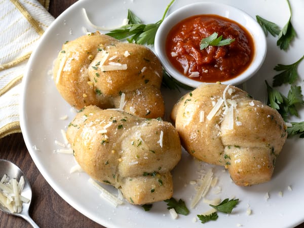 NEW! Delicious Garlic Knots in two sizes